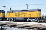 Union Pacific yaed slug UP S5 mated w UP #446